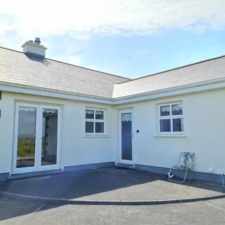 Holiday home Emlagharan Cottage